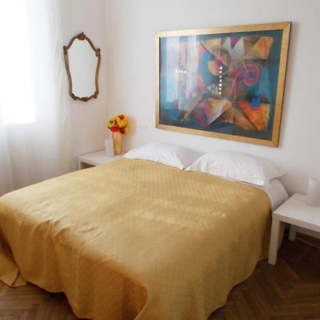 B&B Rossana Carrara Exterior photo