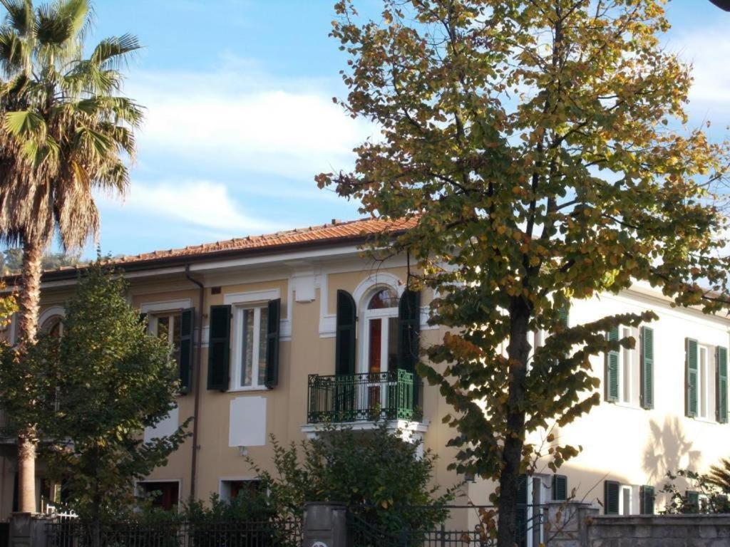 B&B Rossana Carrara Exterior photo