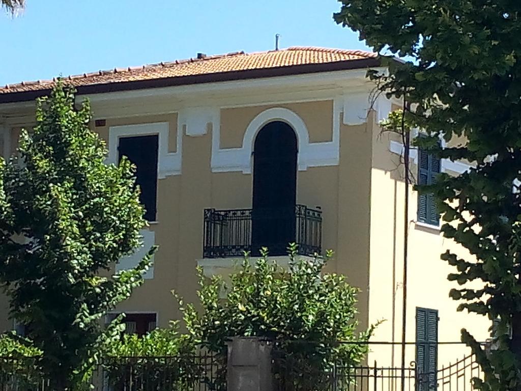 B&B Rossana Carrara Exterior photo